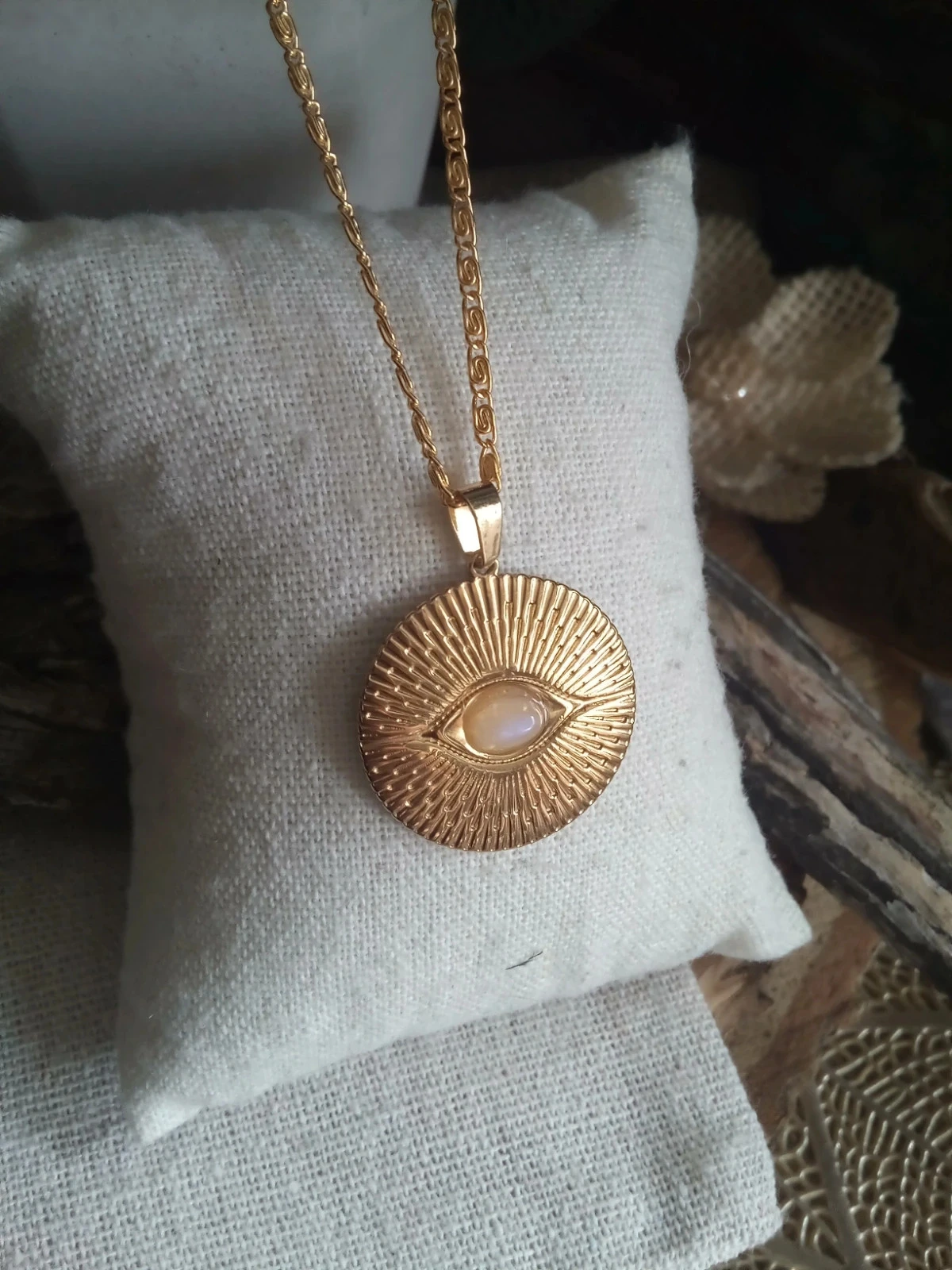 Eye medallion necklace with genuine moonstone – photo 3